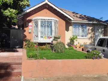 Casa en Venta en Puente Alto 4 dormitorios 2 baños