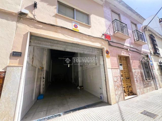 Casa en venta en Puente Genil. Casa en venta en Puente genil. Casas Puente.