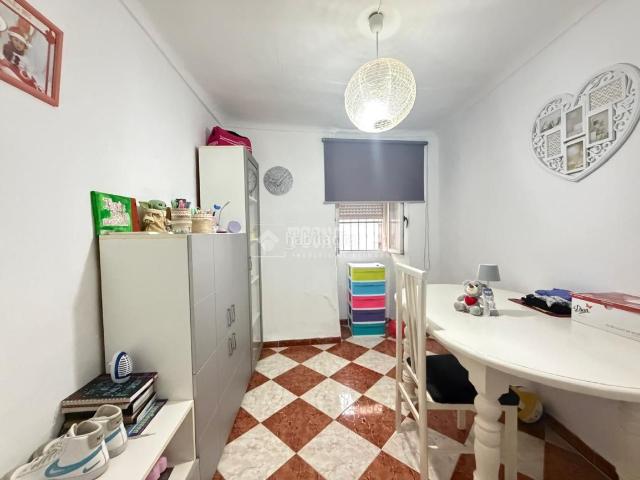 Casa en venta en Puente Genil. Casa en venta en Puente genil. Casas Puente.