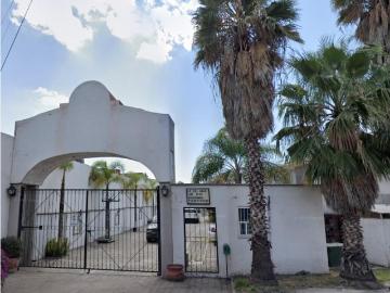 Casa en venta en Pueblo Nuevo, Corregidora, Querétaro