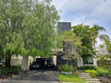 Casa en Venta en Puerta de Hierro La Ceiba 39