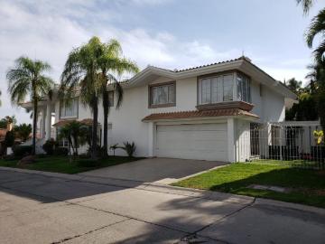 Casa en venta en Puerta de Hierro, Zapopan, Jalisco