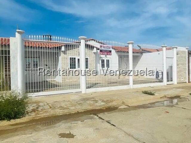 Casa en Venta en Puerta Maraven, Punto Fijo