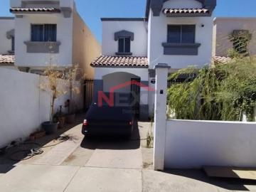 CASA EN VENTA EN PUERTA REAL RESIDENCIAL