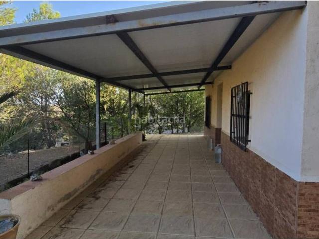 Casa en venta en Puerto Lumbreras. Casa cortijo en venta en Bejar. Casas Puerto.