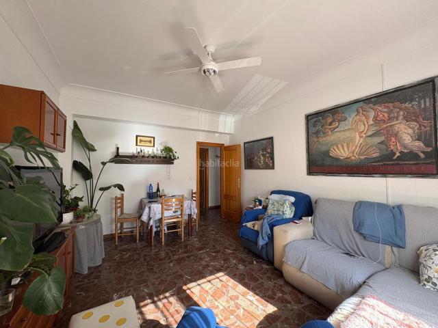 Casa en venta en Puerto Lumbreras. Casa independiente con patio. Casas Puerto.