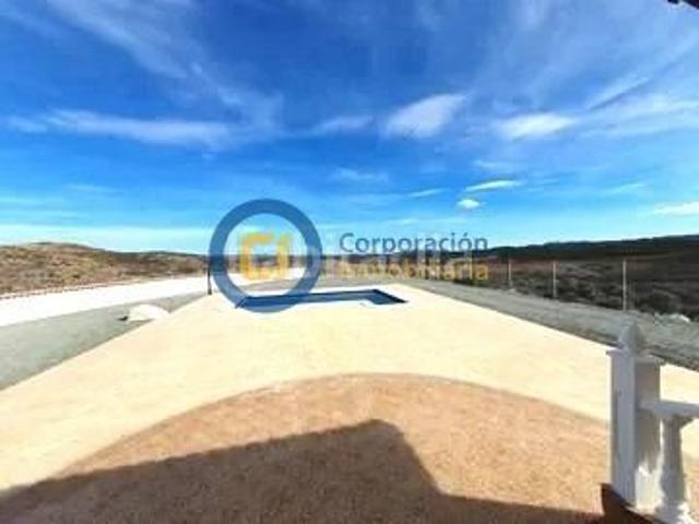 Casa en venta en Puerto Lumbreras. Chalet con cuatro dormitorios y Piscina, en Casarejos en Entorno Natural con Vistas Inigualables. Casas Puerto.