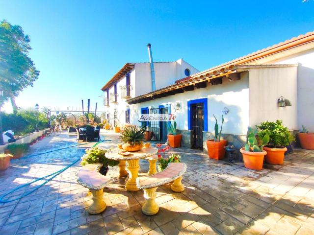 Casa en venta en Puerto Lumbreras. EXCLUSIVA Villa de lujo en el Esparragal. Casas Puerto.