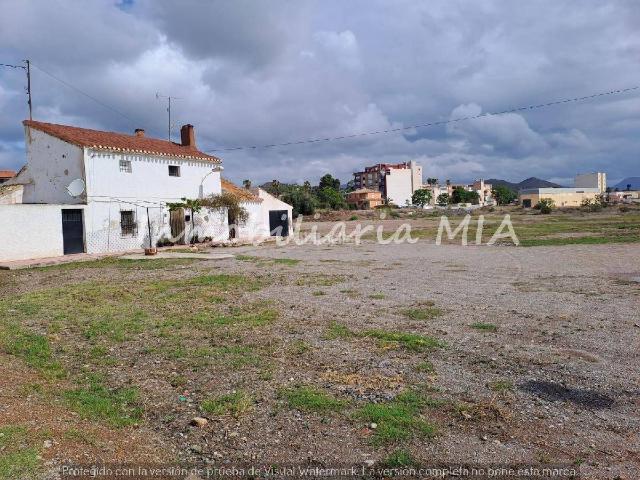 Casa en venta en Puerto Lumbreras. HERMOSA FINCA CON VIVIENDA NADA DEL CENTRO DE PUERTO LUMBRERAS. Casas Puerto.