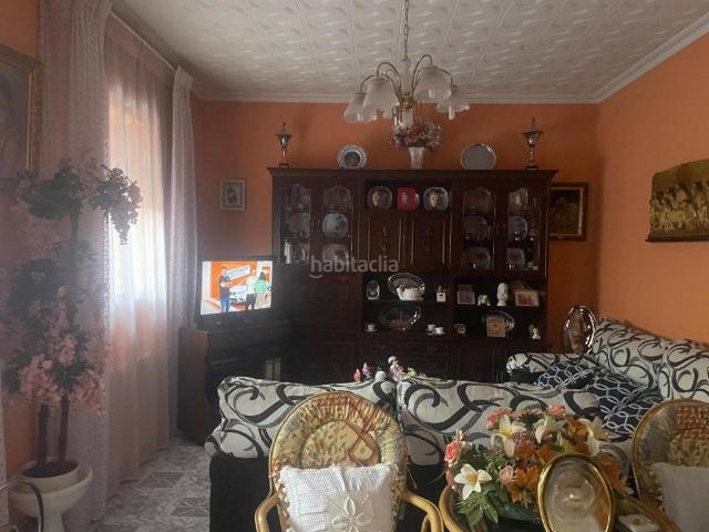 Casa en venta en Puertollano, Carretera de Córdoba Libertad. REF 25102 ESPACIOSA CASA DE PLANTA ÚNICA. Casas.
