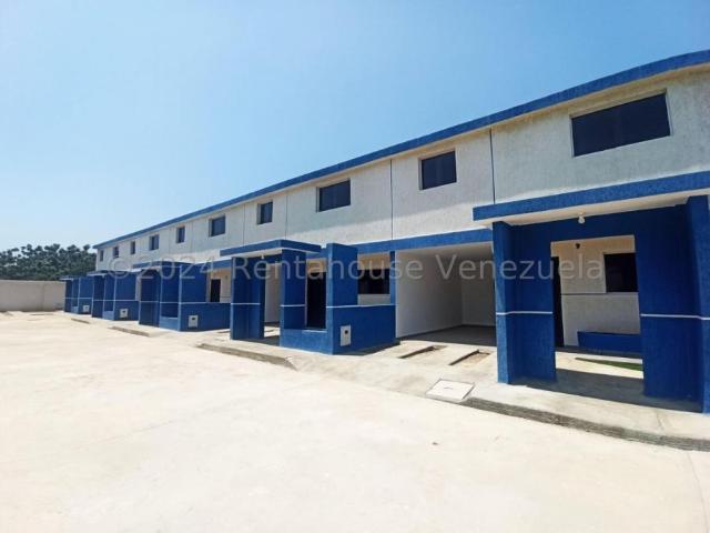 Casa en Venta en Punto Fijo Falcón 113 m2. 3 hab