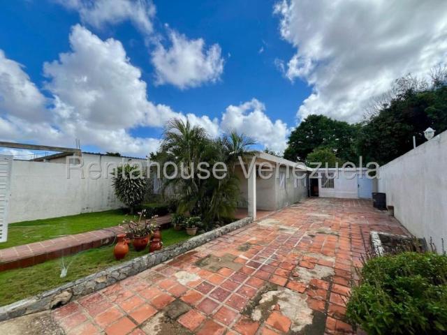 Casa en Venta en Punto Fijo Falcón 110 m2. 4 hab