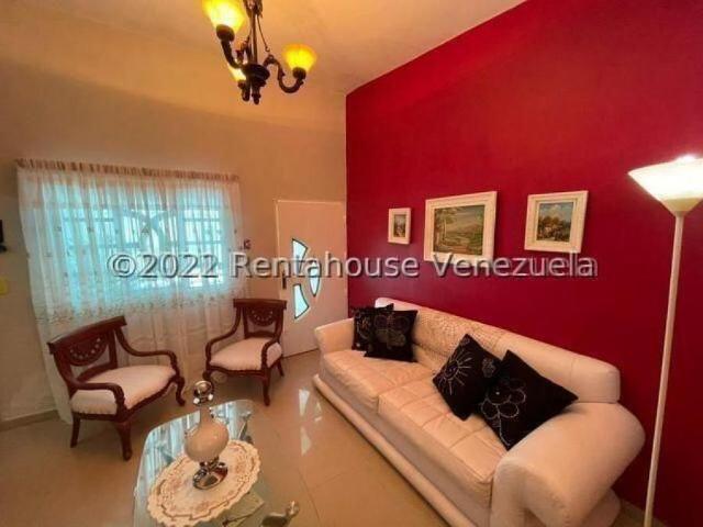 Casa en Venta en Punto Fijo Falcón 250 m2. 4 hab