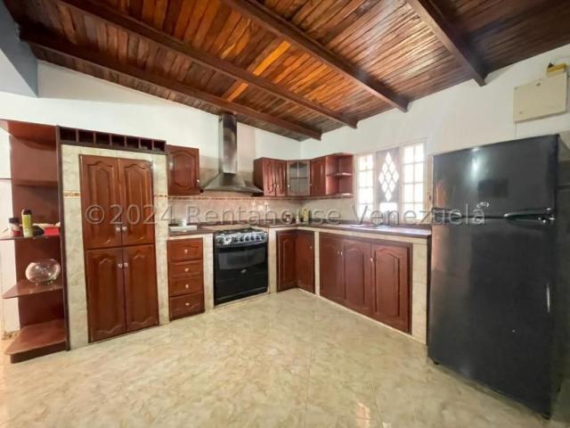 Casa en Venta en Punto Fijo Falcón 220 m2. 3 hab