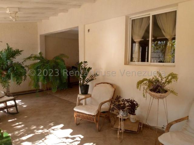 Casa en Venta en Punto Fijo Falcón 468 m2. 2 hab