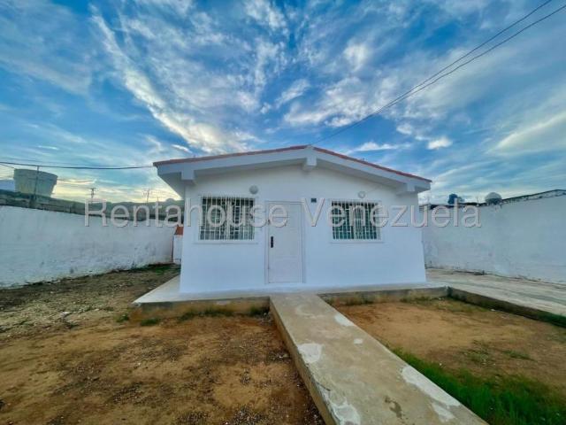 Casa en Venta en Punto Fijo Falcón 80 m2. 2 hab