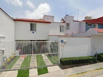 Casa en Venta en P.º de España 68, Lomas Verdes 3ra Secc, Naucalpan de Juárez, Méx
