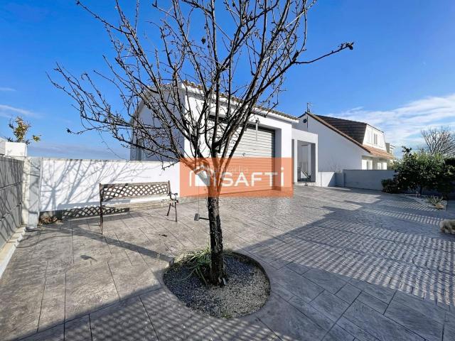 Casa en venta en Pacs del Penedès. Casas Pacs del.
