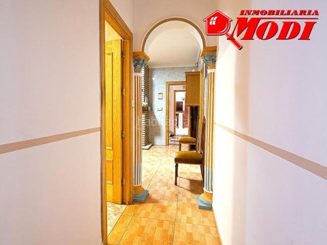Casa en venta en Padul. Ponemos a tu disposición esta casa de 215 m construidos y 110 m2 de patio, compuesta por dos viviendas totalmente independientes. Casas.