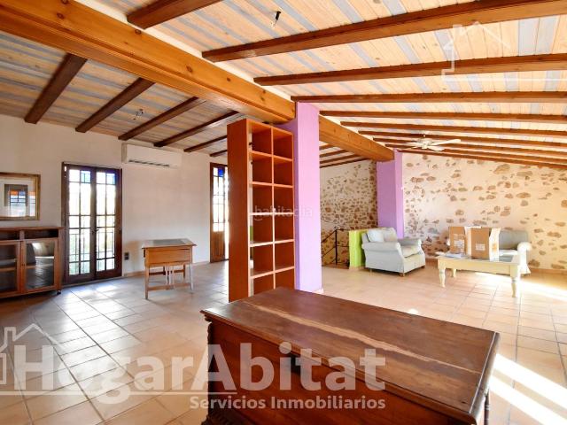 Casa en venta en Palma de Gandía. VISTAS DESPEJADAS! ESPACIOSA CASA CON 3 TERRAZAS. Casas Palma de.