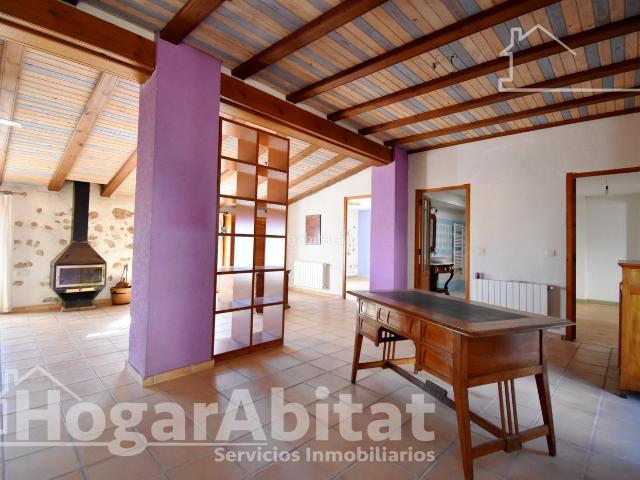 Casa en venta en Palma de Gandía. VISTAS DESPEJADAS! ESPACIOSA CASA CON 3 TERRAZAS. Casas Palma de.