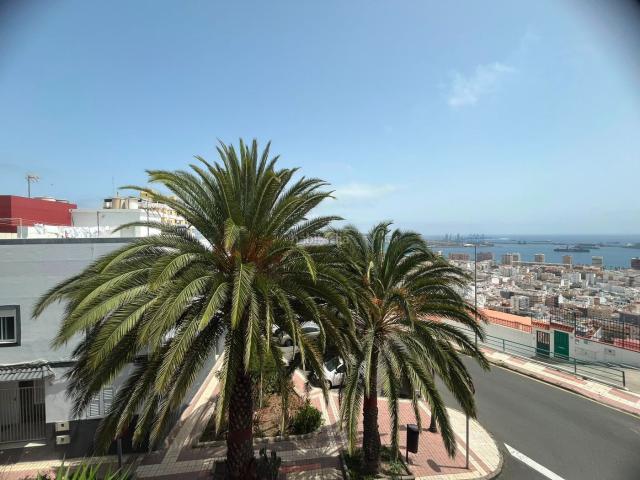 Casa en venta en Palmas de Gran Canaria Las, Schamann Rehoyas. Casas Palmas de Gran Canaria.