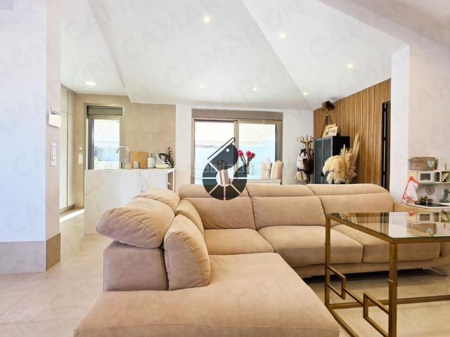Casa en venta en Palomares del Río. Casas Palomares del.