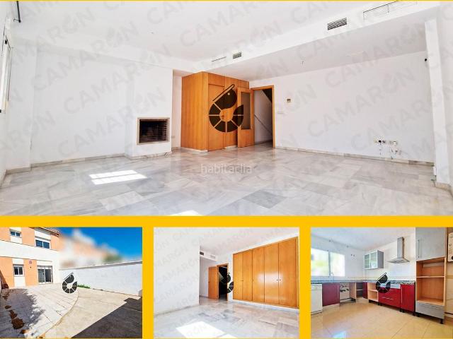 Casa en venta en Palomares del Río. Casas Palomares del.