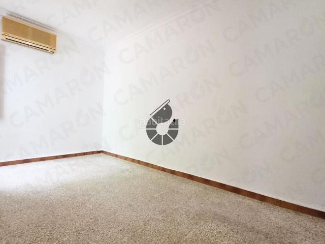Casa en venta en Palomares del Río. Casas Palomares del.
