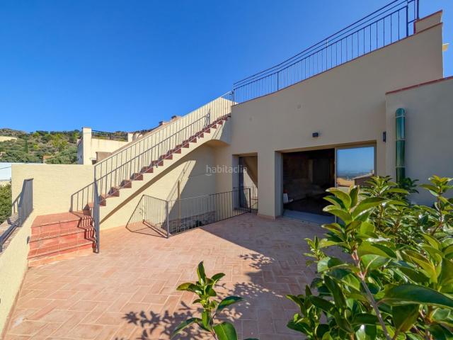 Casa en venta en Palau saverdera. Una joya única en PalauSavardera, con vistas a la bahía de Roses, mar y montaña. Alt Empordà. Casas.