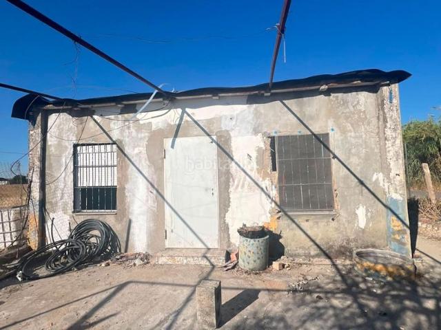 Casa en venta en Palacios y Villafranca Los. TERRENO EN LA ZONA DE MARCHENILLA!. Casas Palacios y Villafranca.