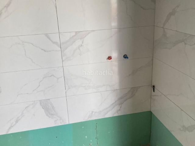 Casa en venta en Palafolls. Casa a reformar con muchas posibilidades y sol todo el día. Casas.
