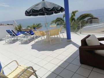 CASA EN VENTA EN PALILLO FRENTE AL MAR DE 300 M2 CON 4 DOM