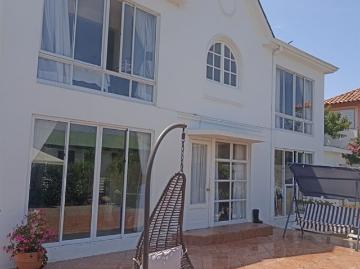 Casa en Venta en PASAJE ANGEL CRUCHAGA