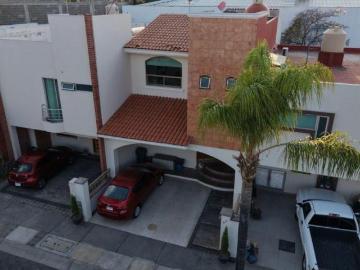 Casa en Venta en Paseos del Sol Coto Hacienda San Antonio 2D