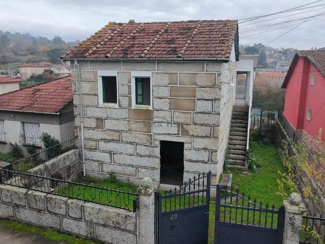 CASA EN VENTA EN PARADA DE PIÑOR