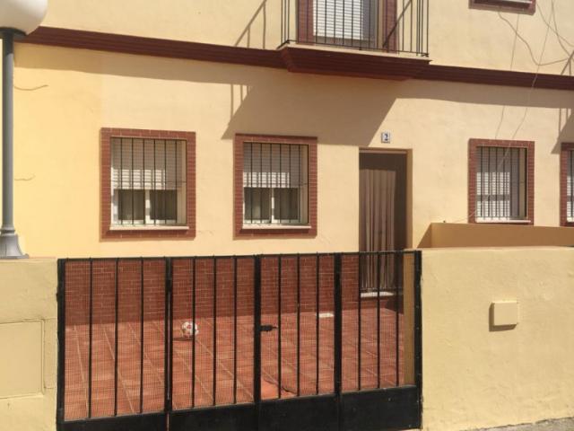 Casa en venta en Paradas, Paradas