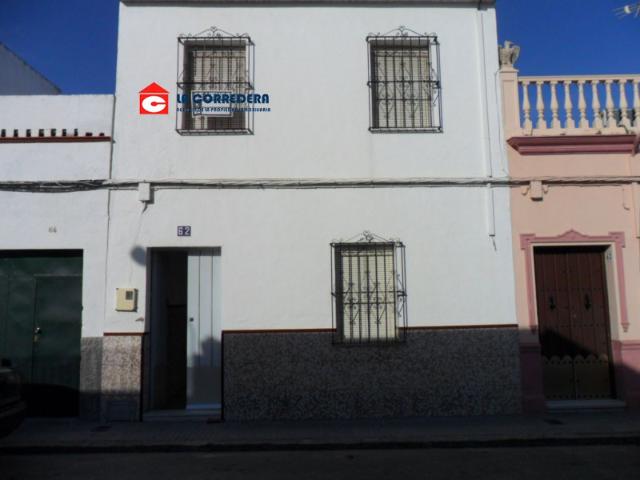 Casa en venta en Paradas, Paradas
