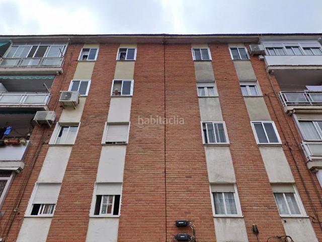 Casa en venta en Parla, Reyes. Casas.