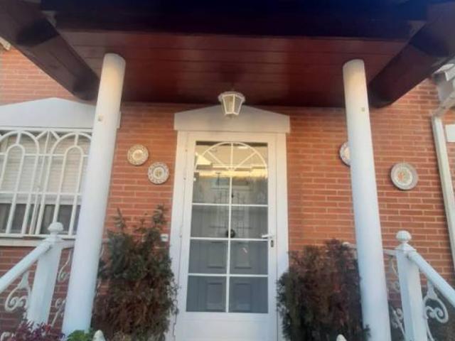 Casa en Venta en Parla