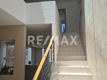 CASA EN VENTA EN PARQUE VENETO, LOMAS DE ANGELÓPOLIS 4