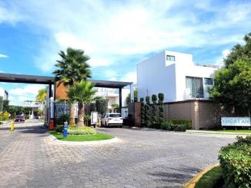 Casa en venta en Parque Yucatán, Lomas de Angelópolis, a un paso del nuevo Chedrahui Select
