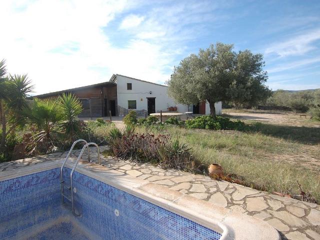 Casa en venta en parque Partida Burga, Camarles, de 130 m² 4 habitaciones por 175.000 €