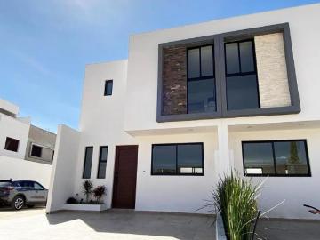 Casa en venta en Parque Real, Cuautlancingo. 2 niveles, exclusivas amenidades desde $1,994,000
