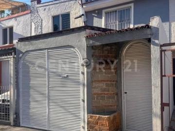 CASA EN VENTA EN PARQUES DEL TEPEYAC
