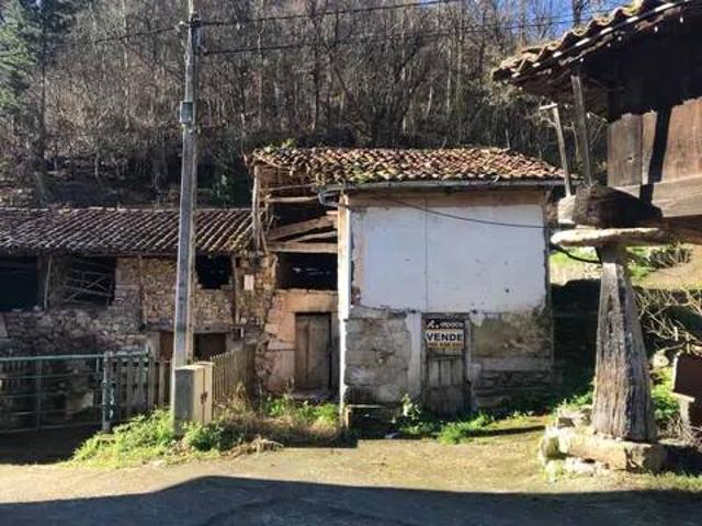 Casa en Venta en Parres