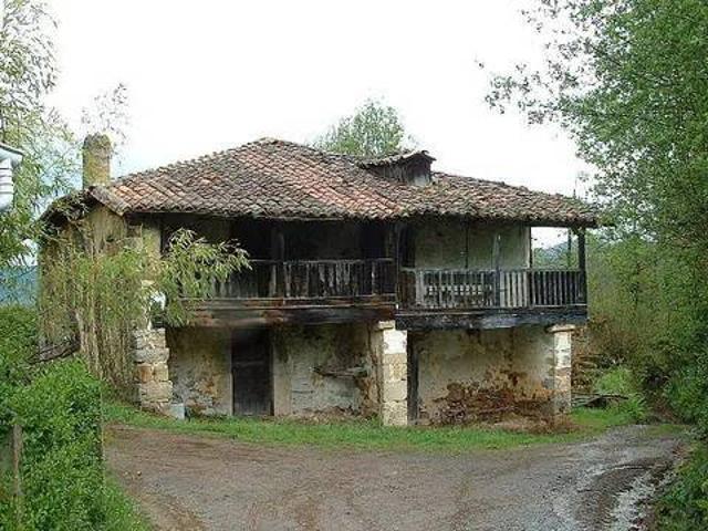 Casa en Venta en Parres