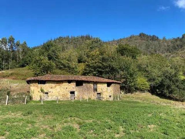 Casa en Venta en Parres