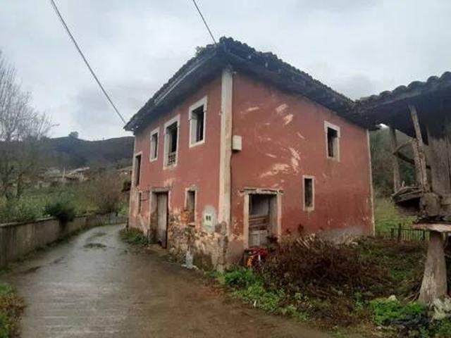 Casa en Venta en Parres