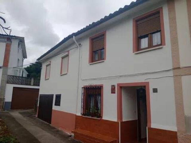 Casa en Venta en Parres